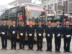 熱烈祝賀郴州“兩會”勝利召開丨郴汽集團高標準服務會議用車